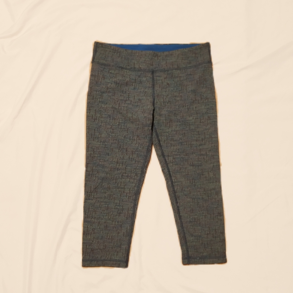 ivivva cropped blue legging